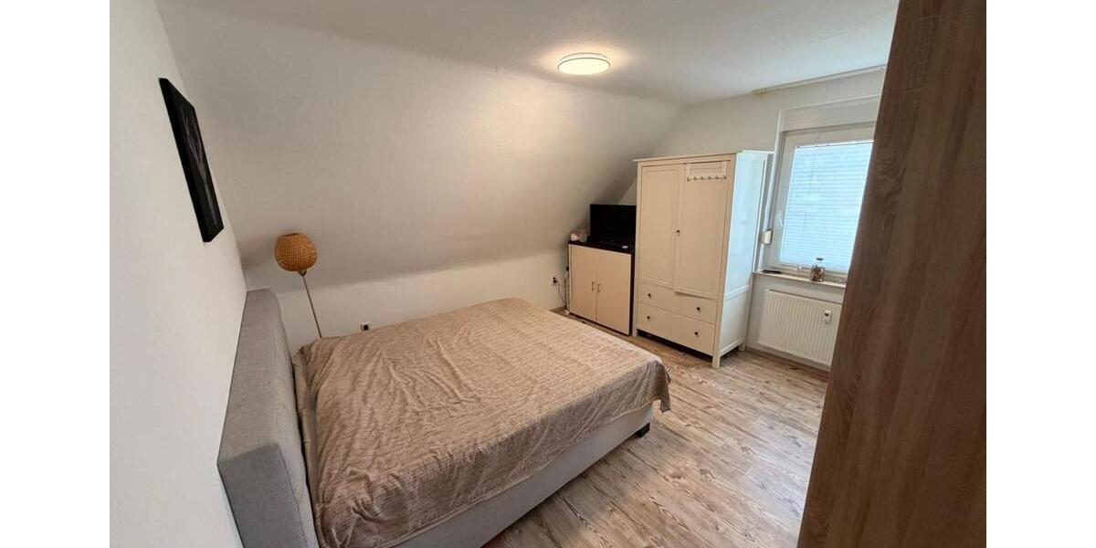 Dachgeschoßwohnung Bottrop Boy - 4 Zimmer, 75 m&sup2;, 650&euro; | Angebot:26041651