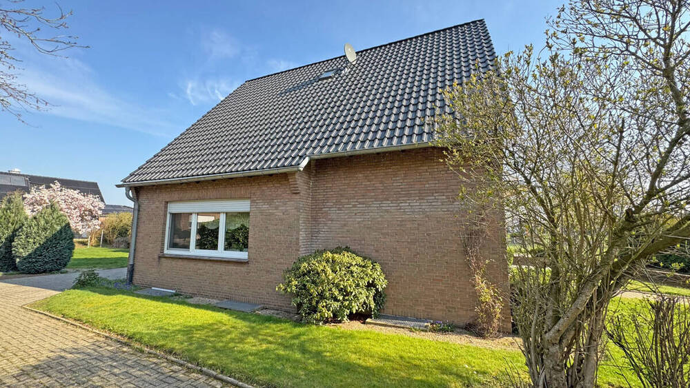Einfamilienhaus Wesel Bislich - 5 Zimmer, 129 m&sup2;, 295.000&euro; | Angebot:26487811