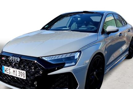 Audi RS3 4.000 km 76.670 &euro; Moers 47441