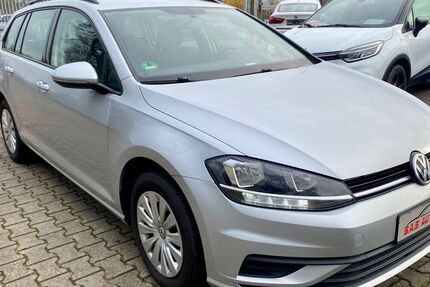 VW Golf 141.120 km 11.900 &euro; Moers 47445
