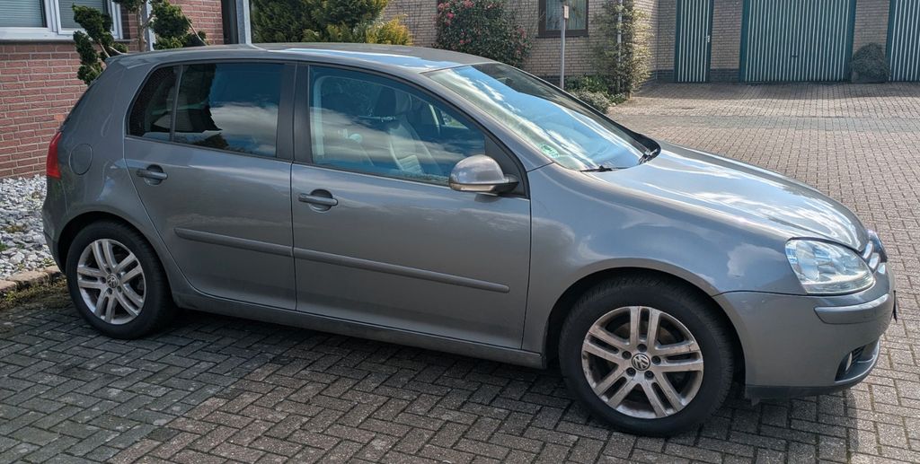 VW Golf 292.309 km 3.000 &euro; Borken 46325