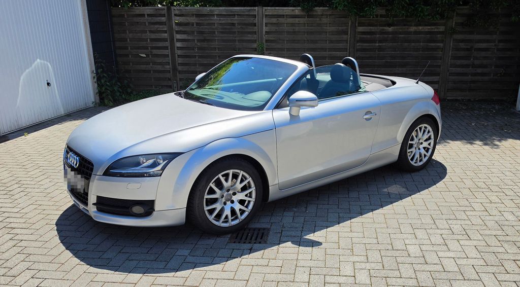 Audi TT 180.793 km 7.100 &euro; Oberhausen 46147