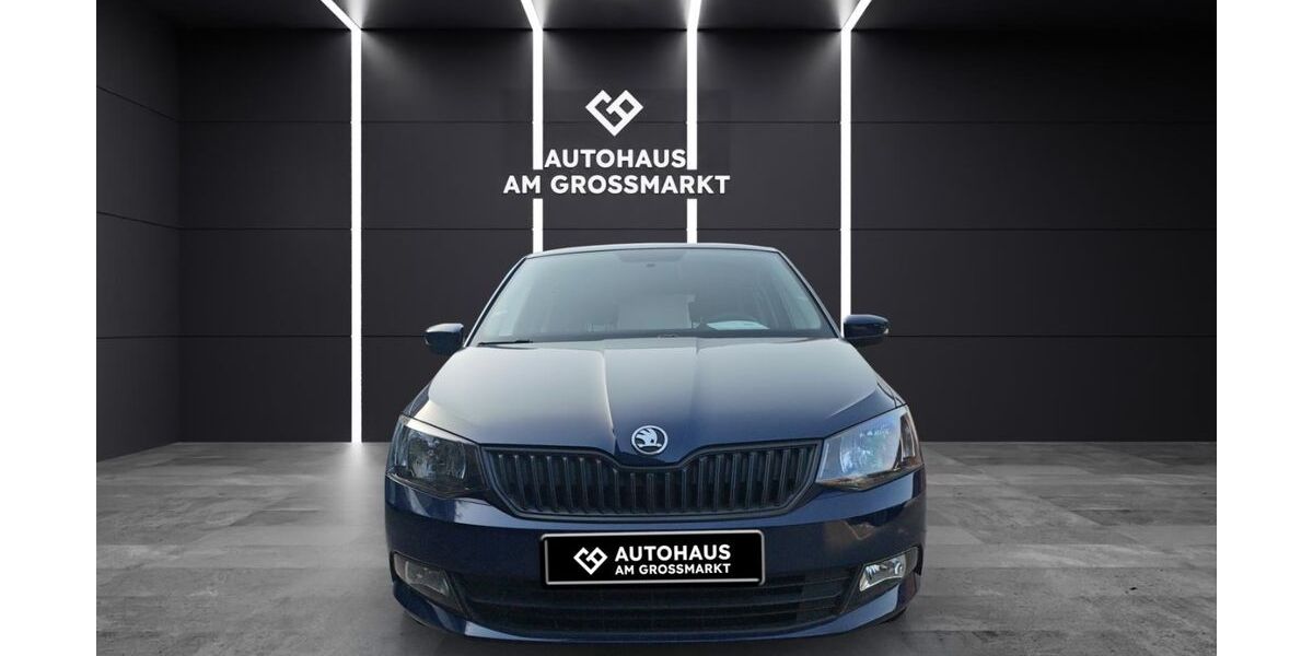 Skoda Fabia 92.690 km 9.690 &euro; Duisburg 47059