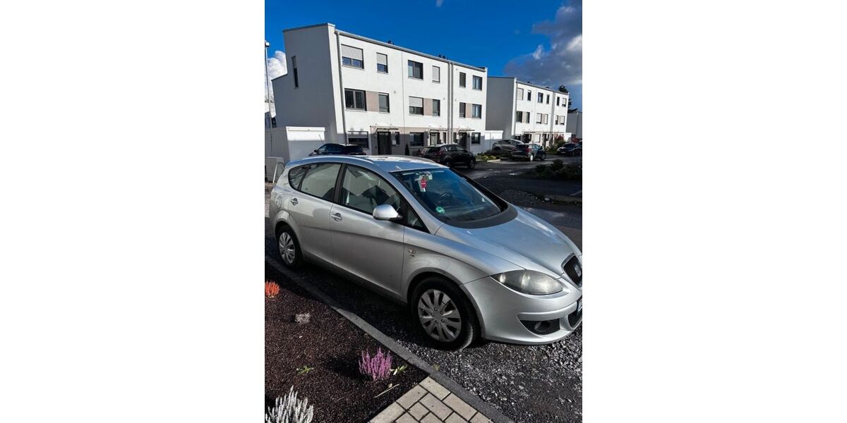 Seat Andere 336.000 km 1.550 &euro; Duisburg 47198