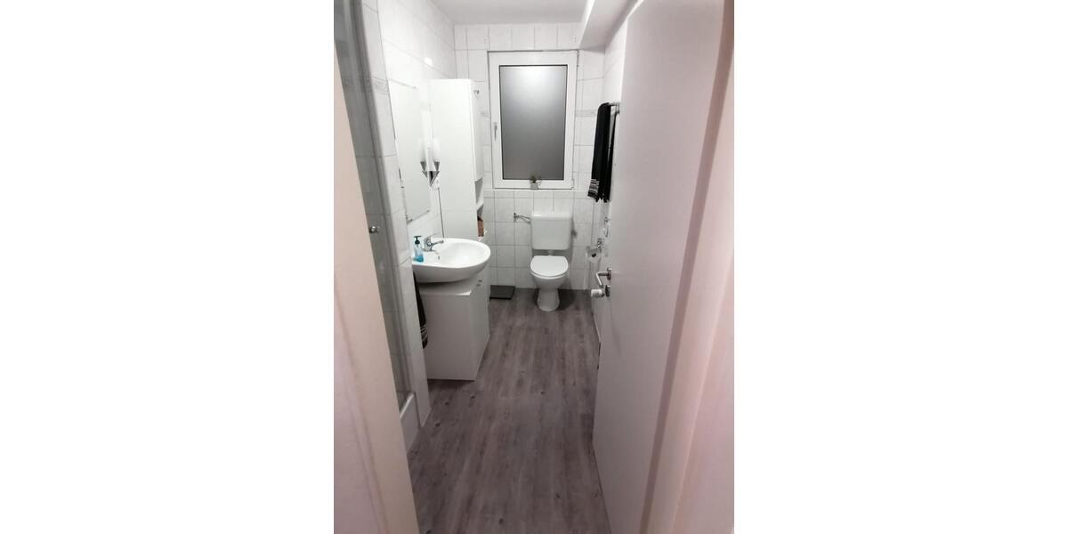 Etagenwohnung Dinslaken Hiesfeld - 3 Zimmer, 73 m&sup2;, 550&euro; | Angebot:25943738