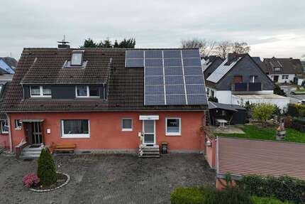 Haus Duisburg Huckingen - 8 Zimmer, 230 m&sup2;, 570.000&euro; | Angebot:24549134