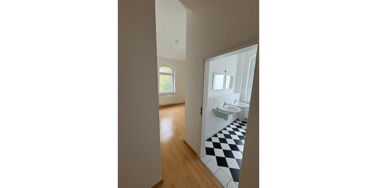 Etagenwohnung Wesel Fusternberg - 4 Zimmer, 127 m&sup2;, 1.400&euro; | Angebot:25792031