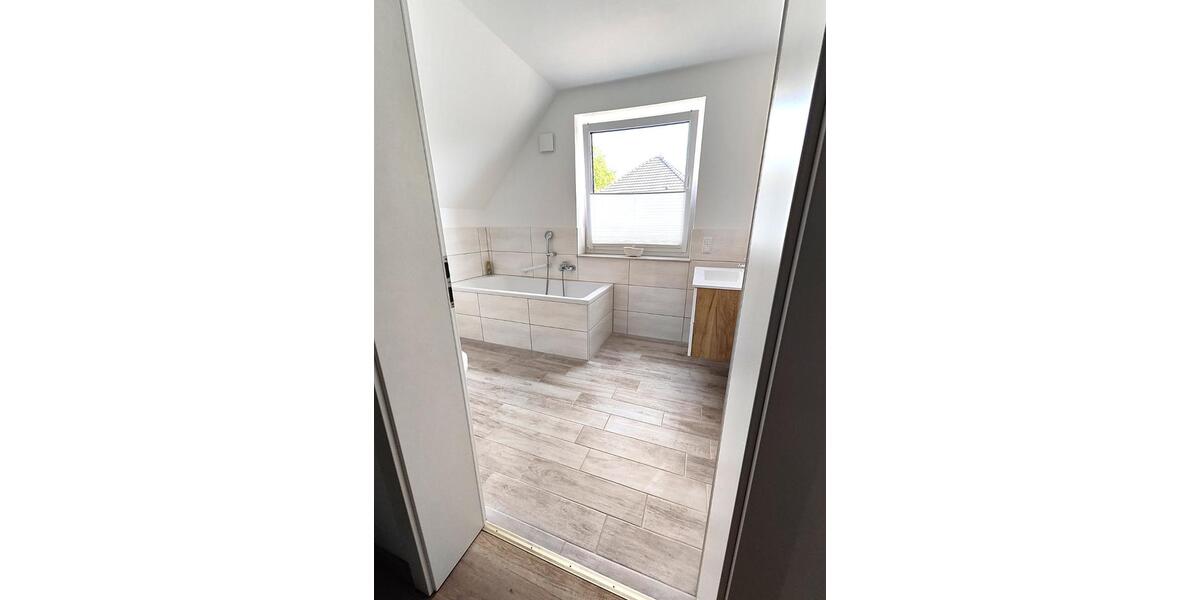 Einfamilienhaus Kamp-Lintfort Lintfort - 5 Zimmer, 98 m&sup2;, 589.000&euro; | Angebot:25297755