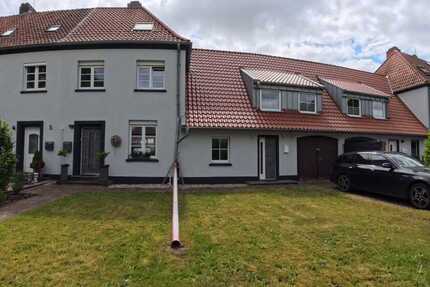 Exklusives Investment mit Ferienwohnung & vermietetem Reihenhaus in Weeze - Haus Weeze | Angebot:26650063