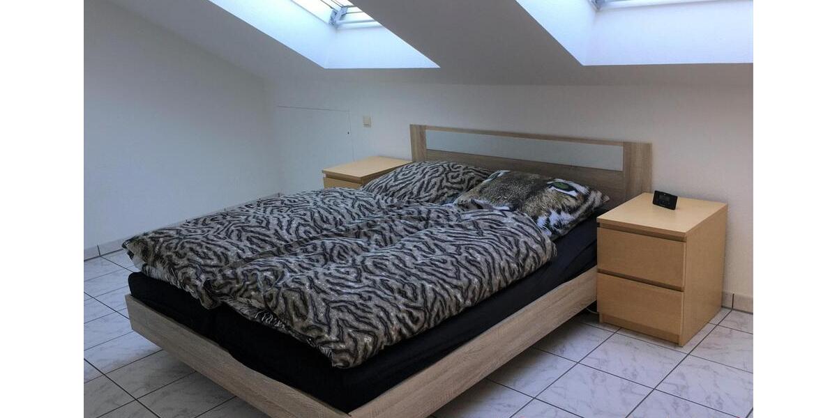 Dachgeschoßwohnung Dinslaken Lohberg - 2.5 Zimmer, 76 m&sup2;, 730&euro; | Angebot:26633965