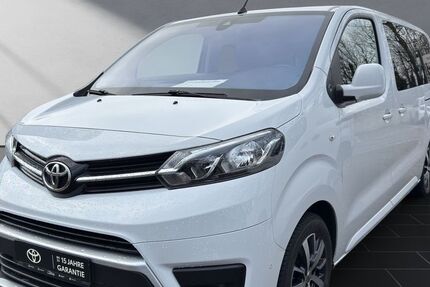 Toyota Proace (Verso) 119.282 km 34.950 &euro; Dinslaken 46537