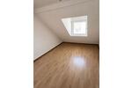 Dachgeschoßwohnung Duisburg Duisburg-Mitte - 3 Zimmer, 70 m&sup2;, 400&euro; | Angebot:26677989