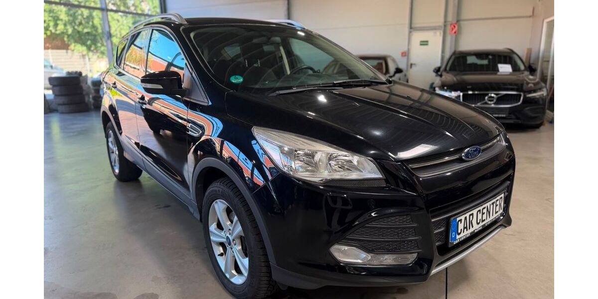 Ford Kuga 43.300 km 10.490 &euro; Bocholt 46395