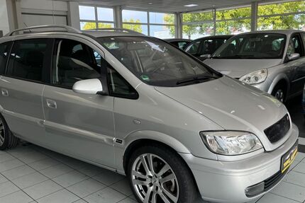 Opel Zafira 180.000 km 2.699 &euro; kevelaer 47623