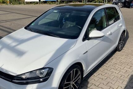 VW Golf 230.000 km 11.000 &euro; Duisburg 47166