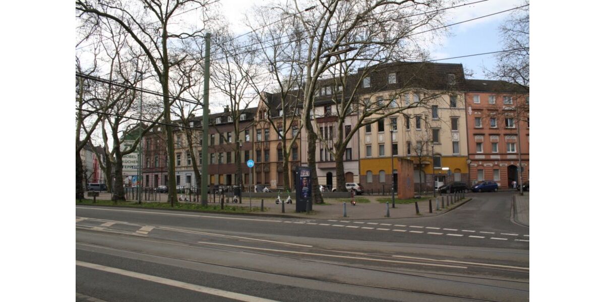 Provisionsfrei* Mehrfamilienhaus mit 277 m² Wohnfläche, komplett renoviert, vollvermietet, provisionsfrei vom Handwerker - Mehrfamilienhaus, Wohnhaus Duisburg Duisburg-Mitte | Angebot:26641250