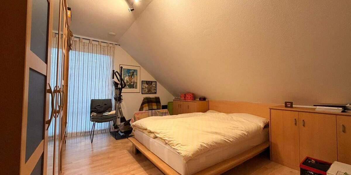 Etagenwohnung Duisburg Wanheim-Angerhausen - 2 Zimmer, 65 m&sup2;, 199.000&euro; | Angebot:25680467