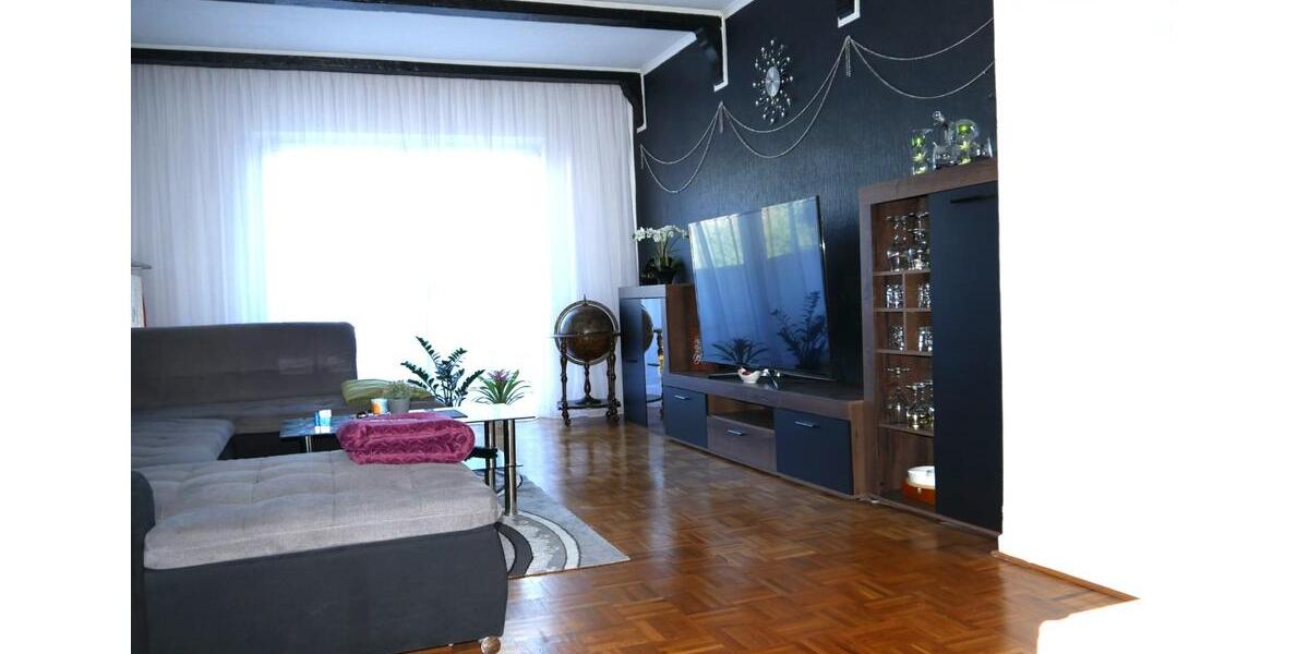 Etagenwohnung Duisburg Mittelmeiderich - 4 Zimmer, 100 m&sup2;, 798&euro; | Angebot:25754033