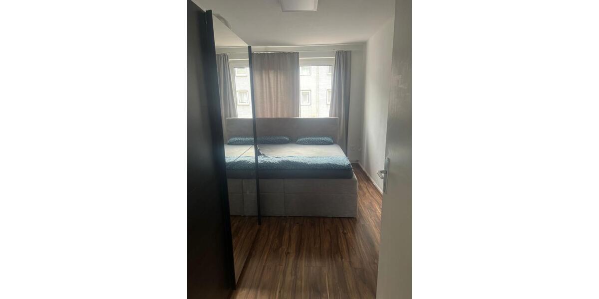Etagenwohnung Duisburg Mittelmeiderich - 3 Zimmer, 75 m&sup2;, 560&euro; | Angebot:25612786