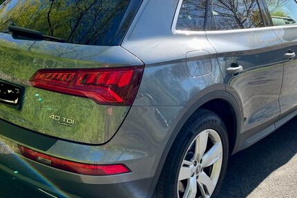 Audi Q5 81.523 km 30.399 &euro; Rees 46459