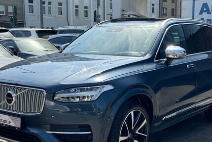 Volvo XC90 225.271 km 23.800 &euro; Oberhausen 46045