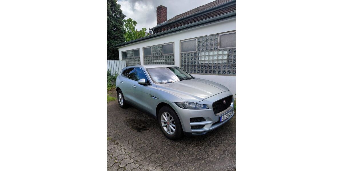 Jaguar F-Pace 120.000 km 14.999 &euro; Duisburg 47228