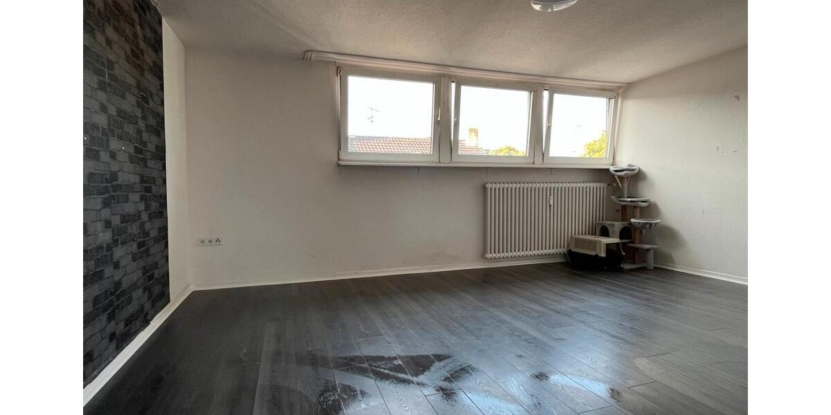 Dachgeschoßwohnung Duisburg Essenberg - 3 Zimmer, 68 m&sup2;, 578&euro; | Angebot:25257719