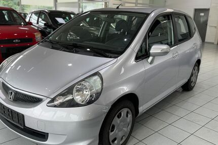 Honda Jazz 187.000 km 2.499 &euro; kevelaer 47623
