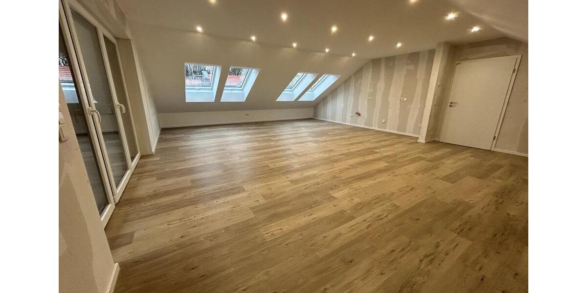 Dachgeschoßwohnung Rhede - 3 Zimmer, 108 m&sup2;, 1.249&euro; | Angebot:26677994