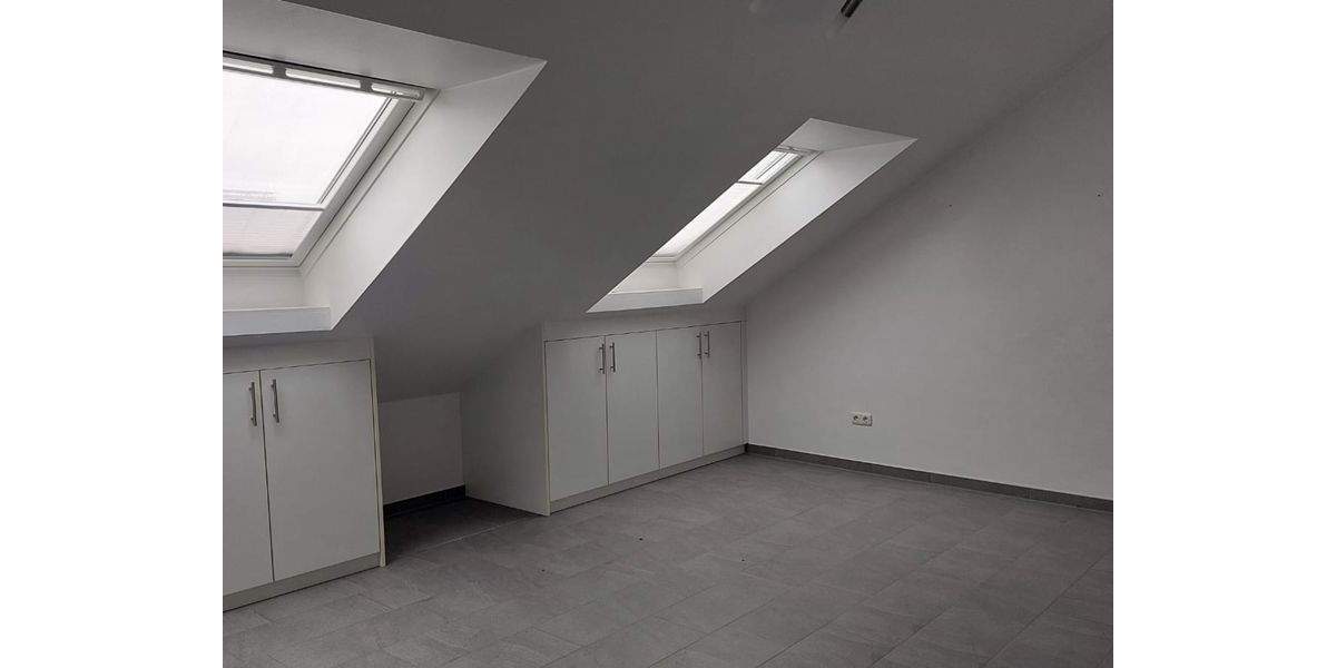 Etagenwohnung Gladbeck Mitte - 3 Zimmer, 134 m&sup2;, 1.200&euro; | Angebot:25815050