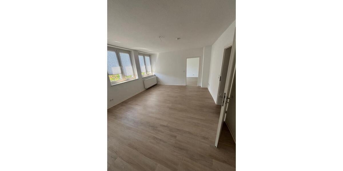 Etagenwohnung Wesel Fusternberg - 3 Zimmer, 92 m&sup2;, 880&euro; | Angebot:26587569