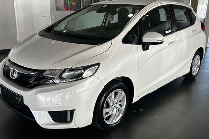 Honda Jazz 90.000 km 9.950 &euro; Kamp Lintfort 47475