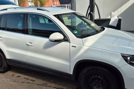 VW Tiguan 259.300 km 9.000 &euro; Dorsten 46286