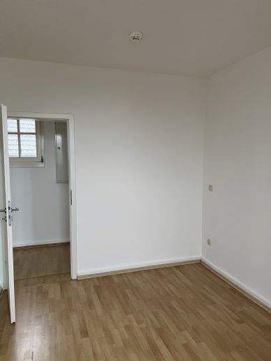 Etagenwohnung Duisburg Dellviertel - 3 Zimmer, 78 m&sup2;, 550&euro; | Angebot:26683998