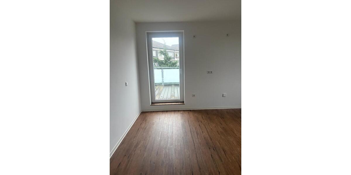 Etagenwohnung Duisburg Walsum - 2 Zimmer, 84 m&sup2;, 735&euro; | Angebot:25961211