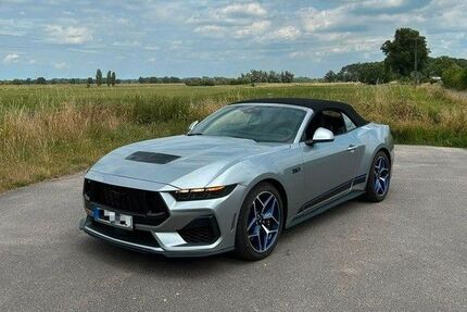Ford Mustang 3.500 km 61.999 &euro; Kalkar 47546