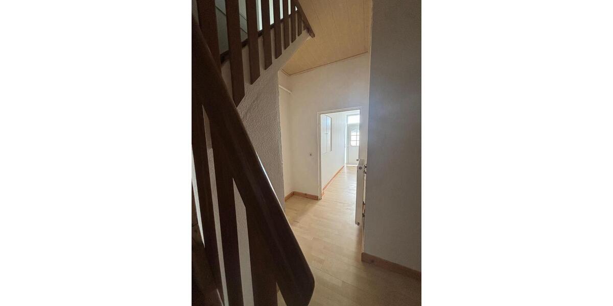 Etagenwohnung Rees - 4 Zimmer, 120 m&sup2;, 1.000&euro; | Angebot:26689649