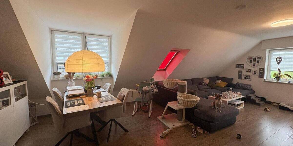 Etagenwohnung Moers Kapellen-Mitte - 3 Zimmer, 110 m&sup2;, 299.000&euro; | Angebot:26092484