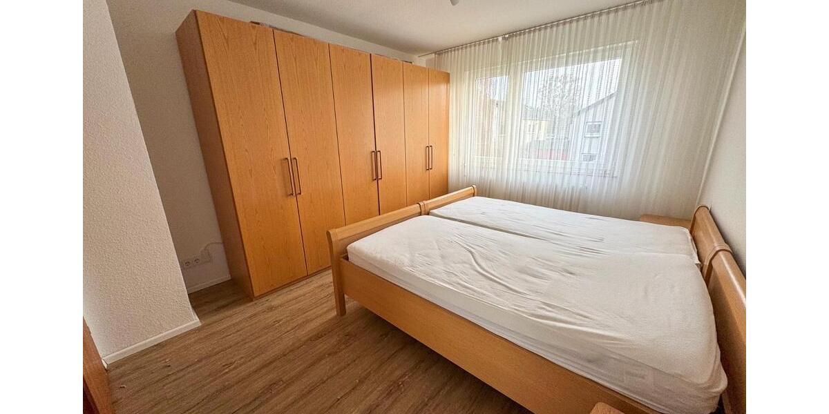 Reihenhaus Voerde (Niederrhein) - 4.5 Zimmer, 130 m&sup2;, 1.500&euro; | Angebot:24833347
