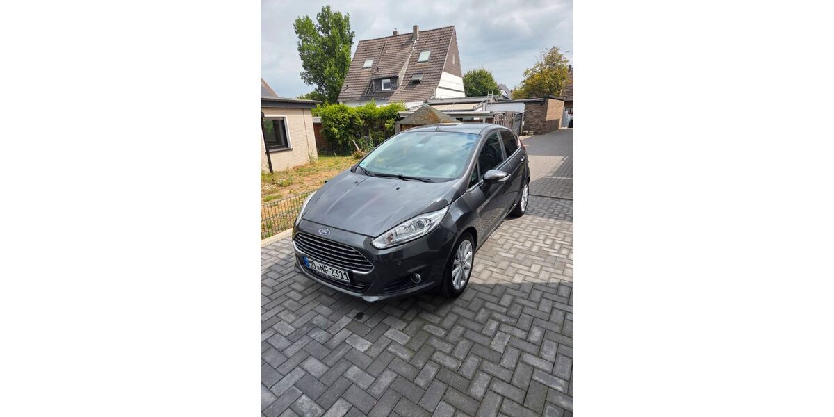 Ford Fiesta 67.300 km 6.990 &euro; Moers 47445