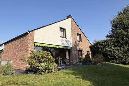 Haus Wesel-Flüren Flüren - 4 Zimmer, 115 m&sup2;, 320.000&euro; | Angebot:25801487