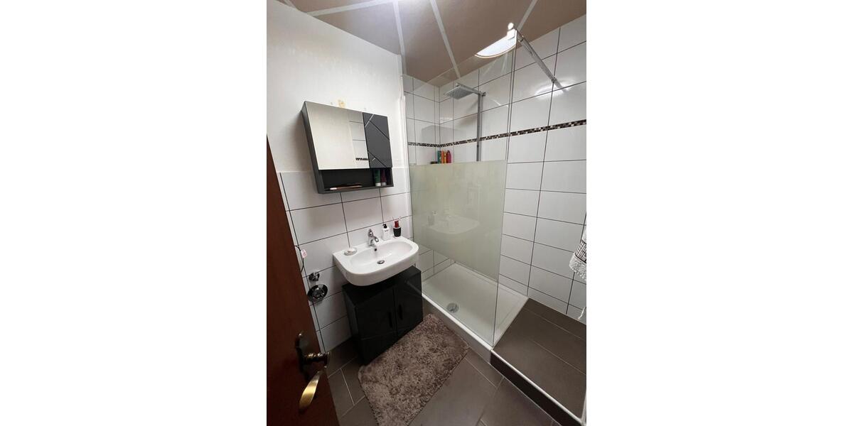 Etagenwohnung Rheinberg - 3.5 Zimmer, 75 m&sup2;, 179.000&euro; | Angebot:25171736