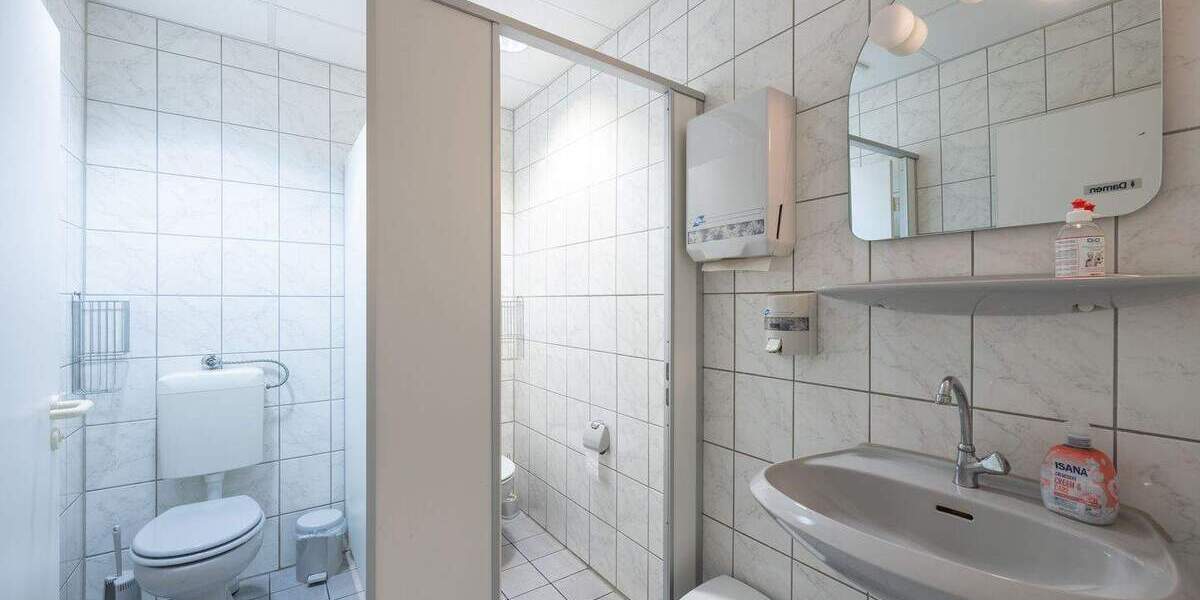 Mehrfamilienhaus, Wohnhaus Moers Kapellen-Mitte - 1 Zimmer, 220 m&sup2;, 599.000&euro; | Angebot:25692292