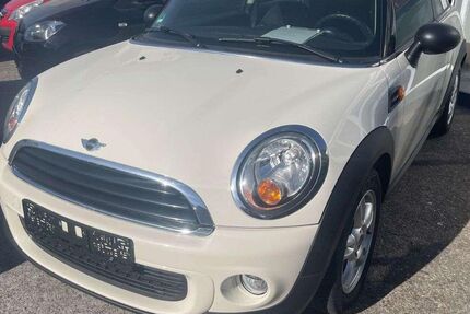 Mini ONE 147.229 km 6.690 &euro; bocholt 46395
