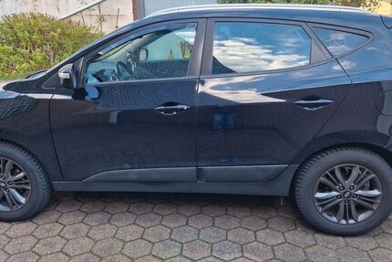 Hyundai ix35 76.650 km 9.000 &euro; Duisburg 47167