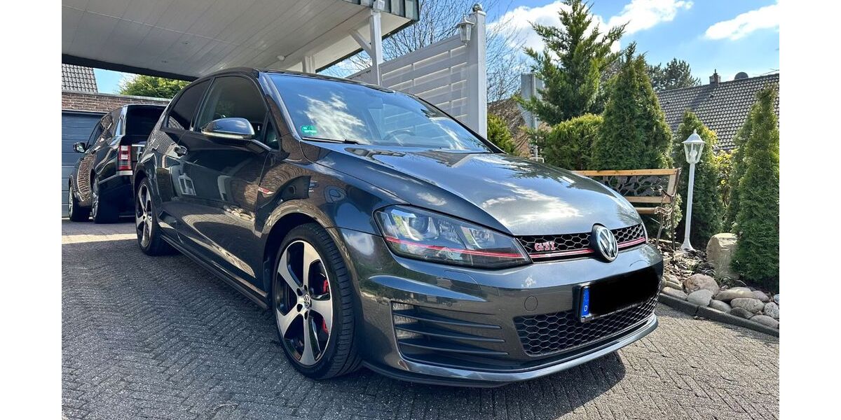 VW Golf 135.000 km 12.500 &euro; Oberhausen 46147