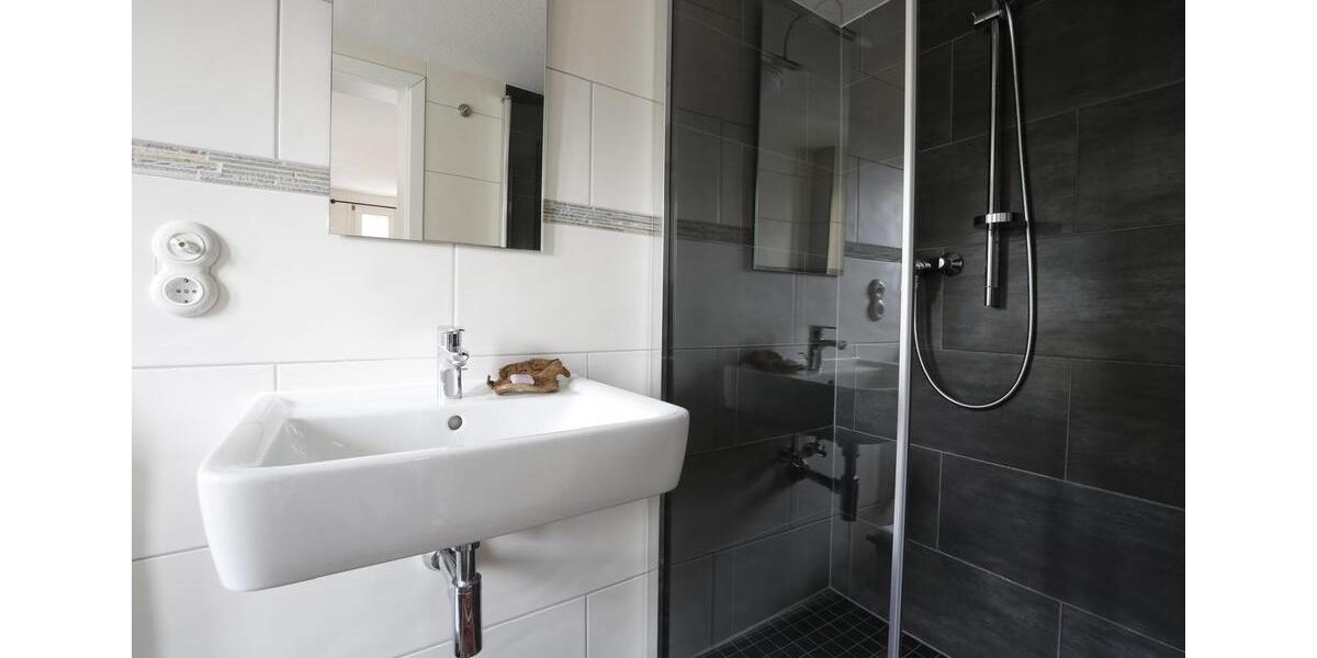 Mehrfamilienhaus, Wohnhaus Geldern - 10 Zimmer, 274 m&sup2;, 399.000&euro; | Angebot:25382252