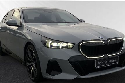 BMW 520 4.000 km 64.790 &euro; Wesel 46485