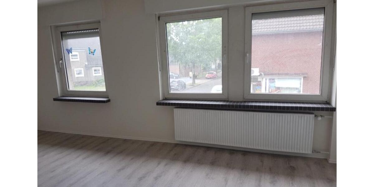 Etagenwohnung Oberhausen Rothebusch - 3 Zimmer, 93 m&sup2;, 720&euro; | Angebot:25349149