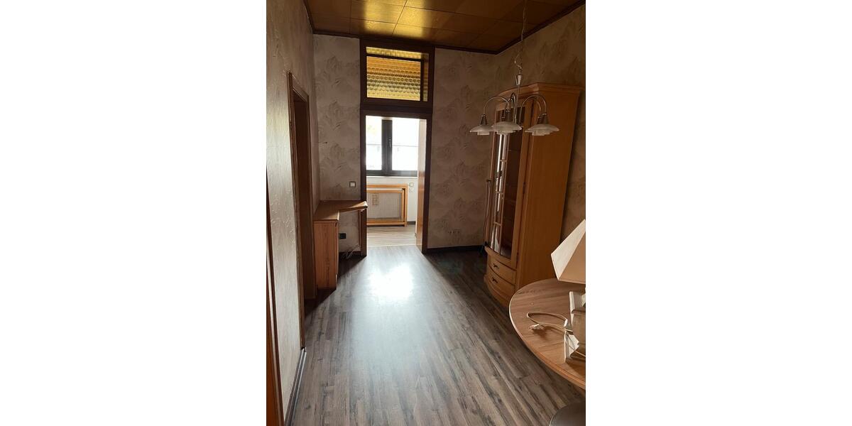 Etagenwohnung Duisburg Duisburg-Mitte - 3 Zimmer, 90 m&sup2;, 750&euro; | Angebot:25994215